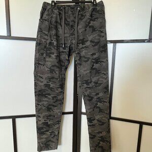 Bylt Weekender Forest-Camo Pants
